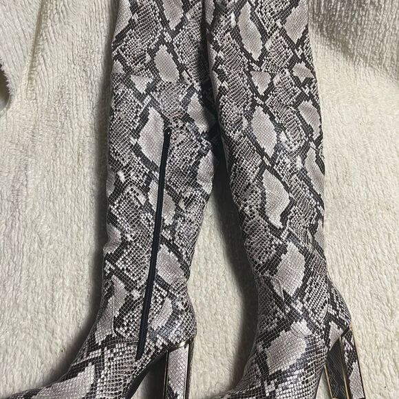 Bamboo synthetic Snakeskin Print beige & gray thigh high block Heels boots SZ8 - Picture 7 of 13